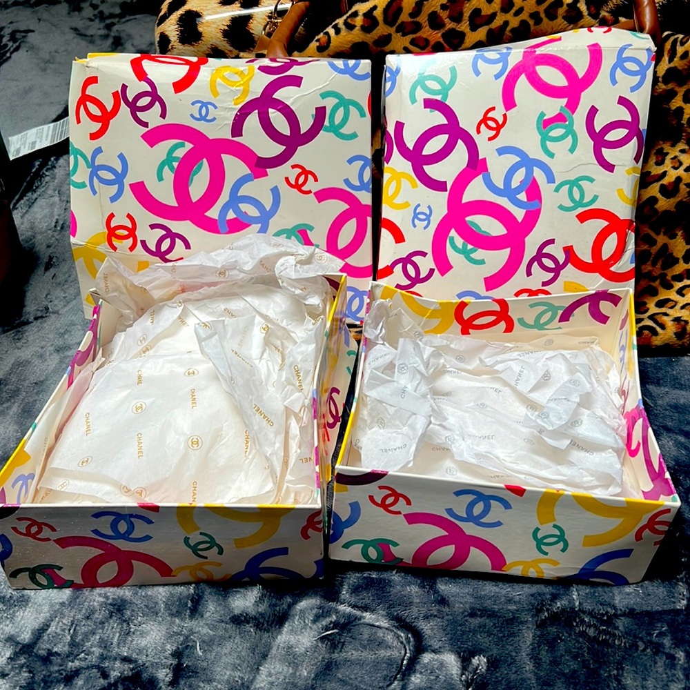 Chanel gift boxes 2 with Chanel gift paper. Used condition.